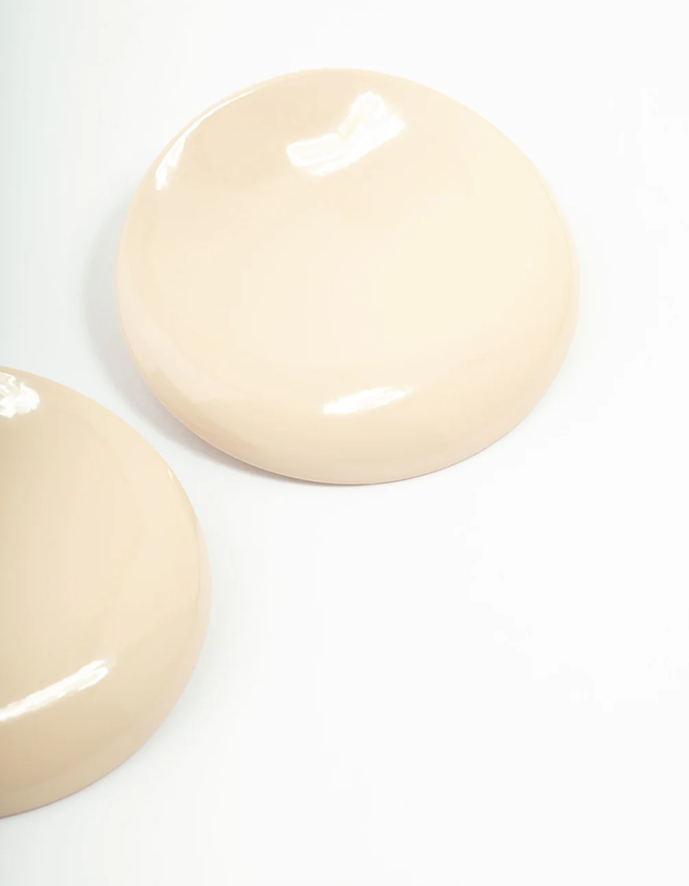 Beige Acrylic Stone Disc Stud Earrings - Image 5