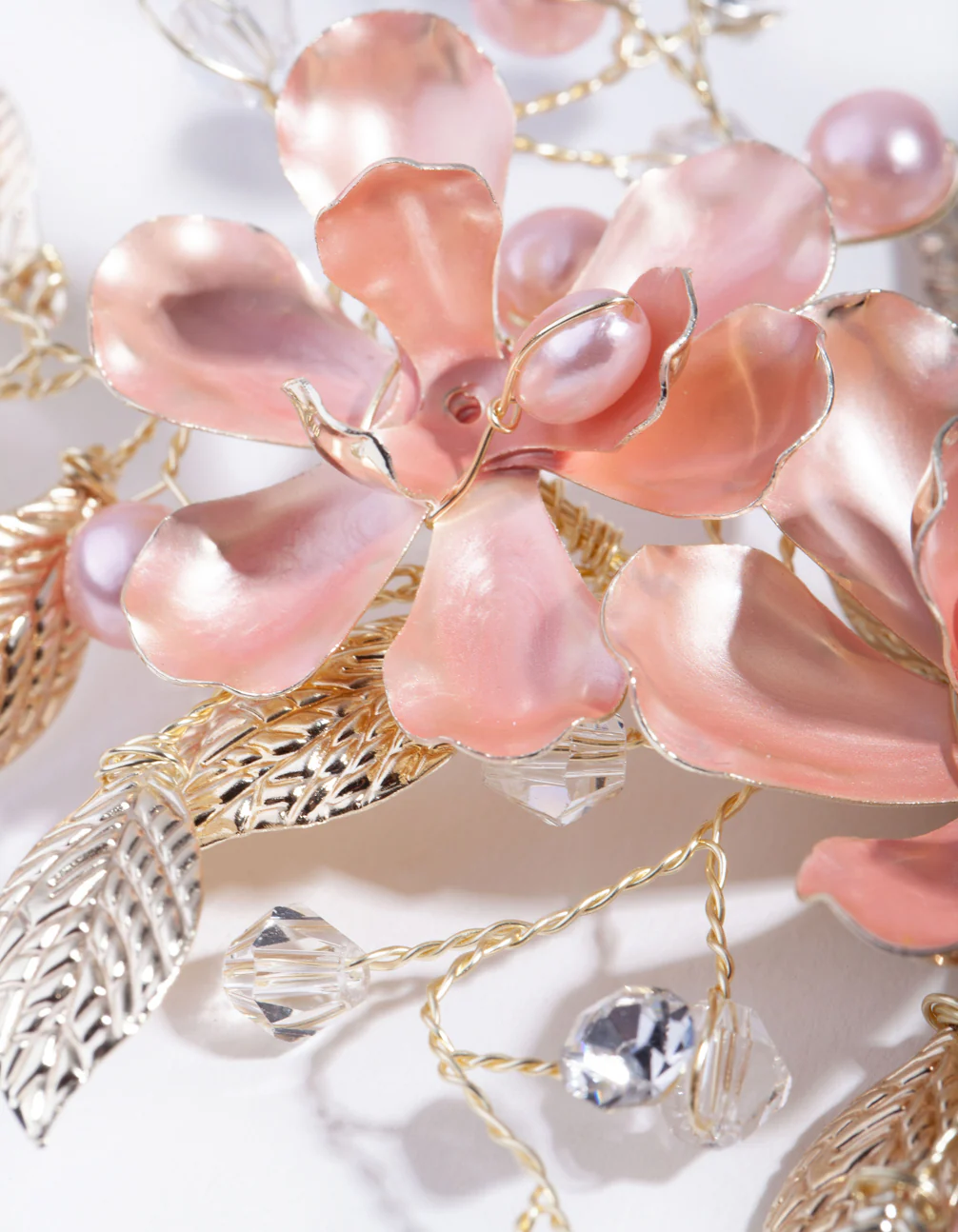 Gold Coated Flower & Diamante Comb - Image 2