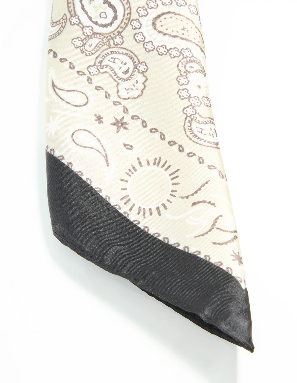 Black & White Fabric Paisley Print Scarf - Image 3