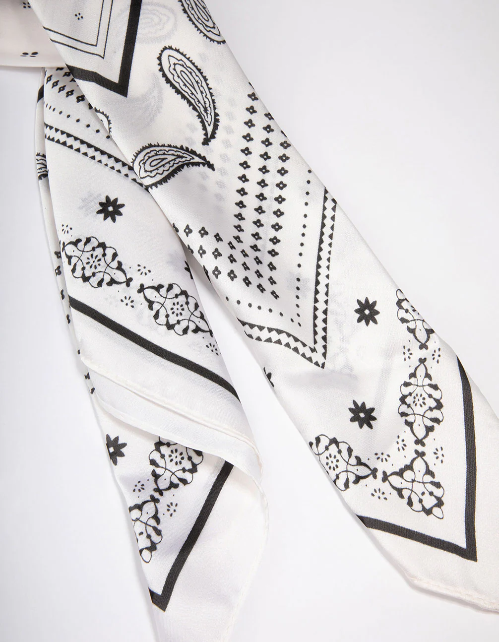 Black & White Fabric Paisley Satin Scarf - Image 3
