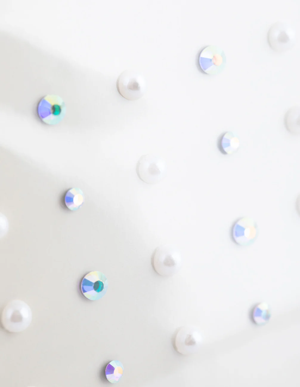 Pearl & Diamante Face Jewels - Image 4