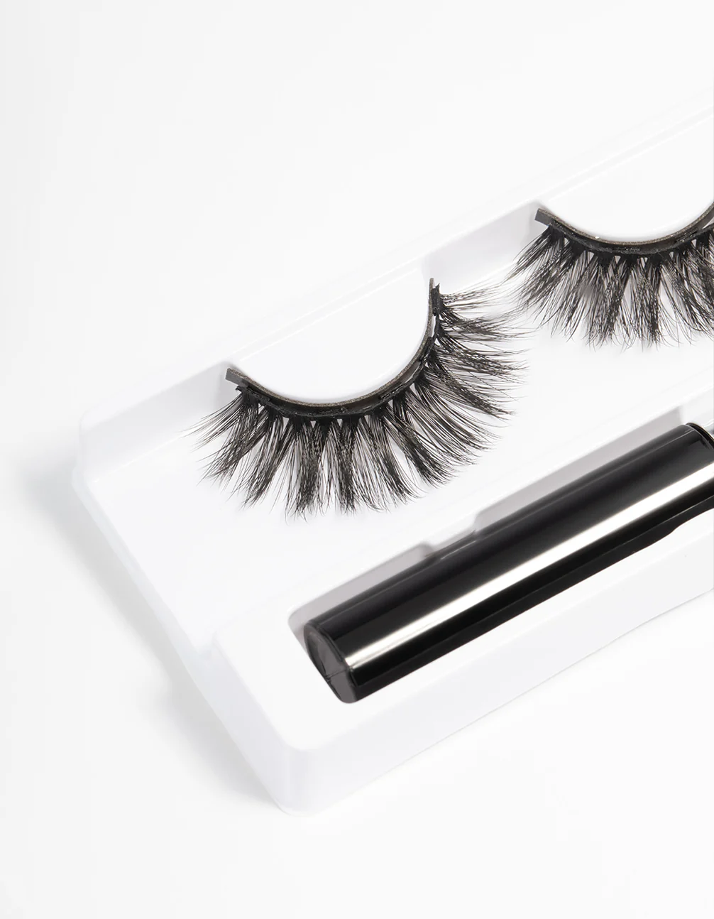 Black Volume Imitation Mink Magnetic Fake Eyelashes - Image 2