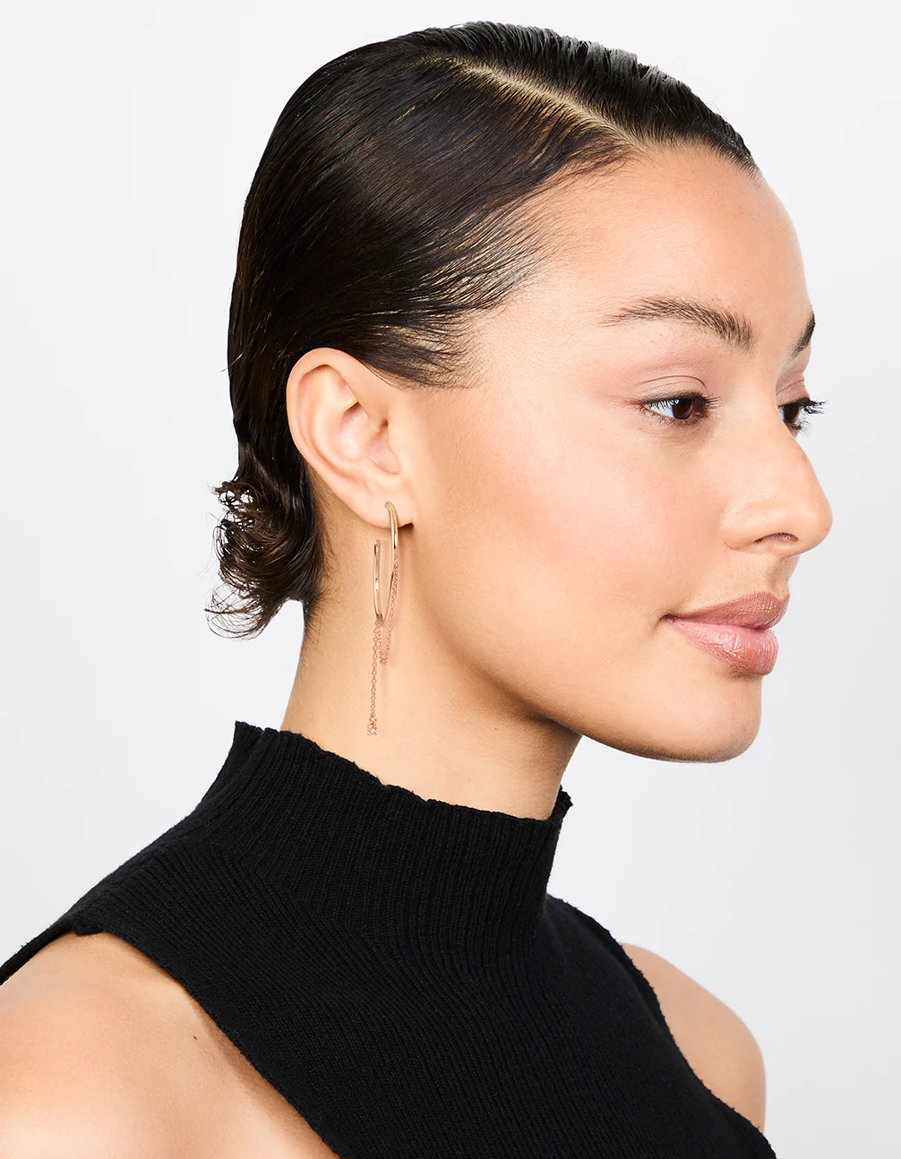 Gold Dainty Chain Hoop Earrings - Image 3