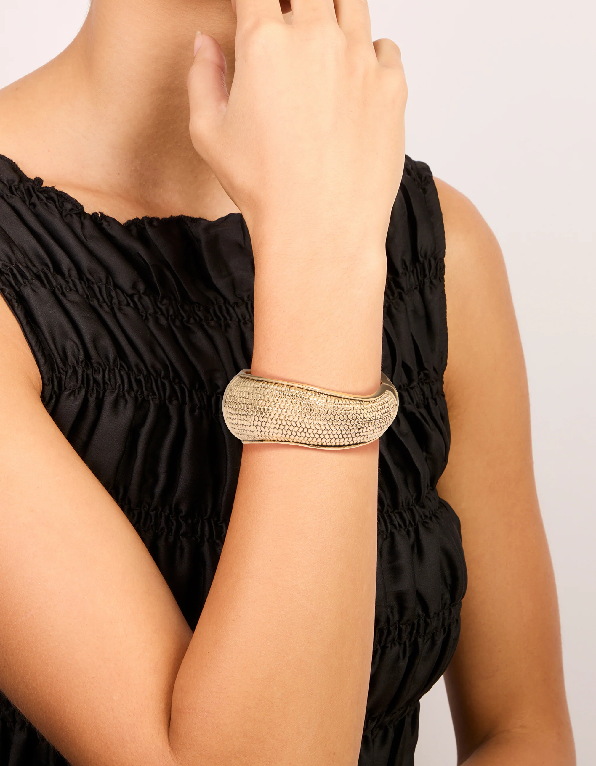 Gold Dotted Boho Hinged Bangle - Image 2