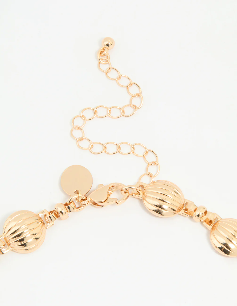 Gold Textured Ribbed Circle Choker Necklace - Image 3