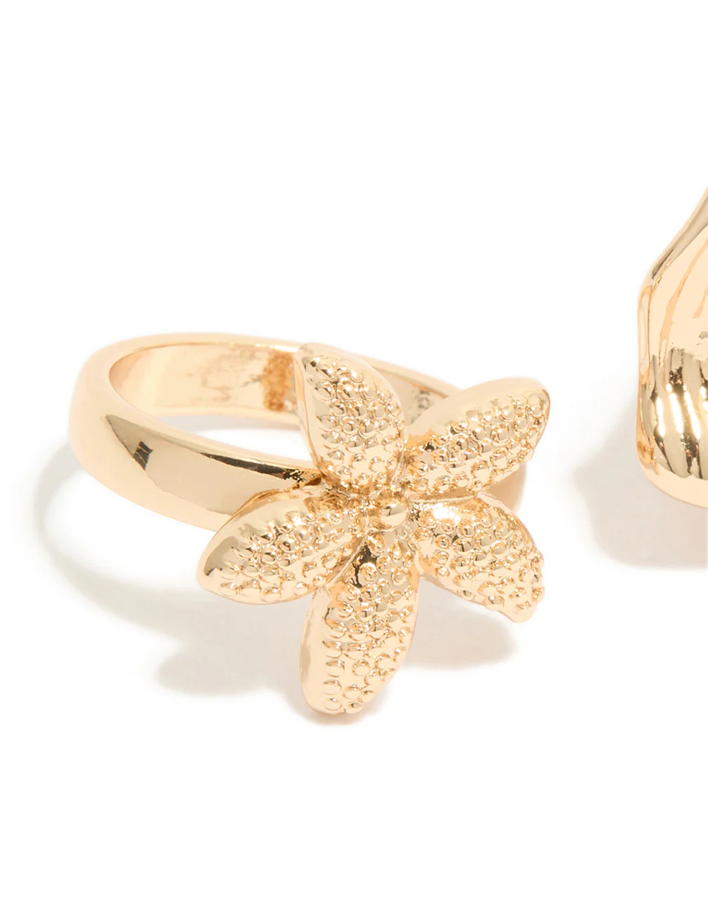 Gold Textured Starfish & Shell Rings 3-Pack - Image 5