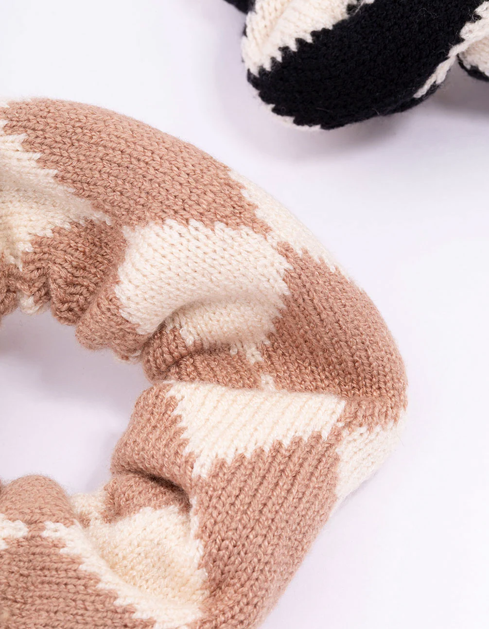 Fabric Knotted Checkered Hair Scrunchie Pack - Image 2