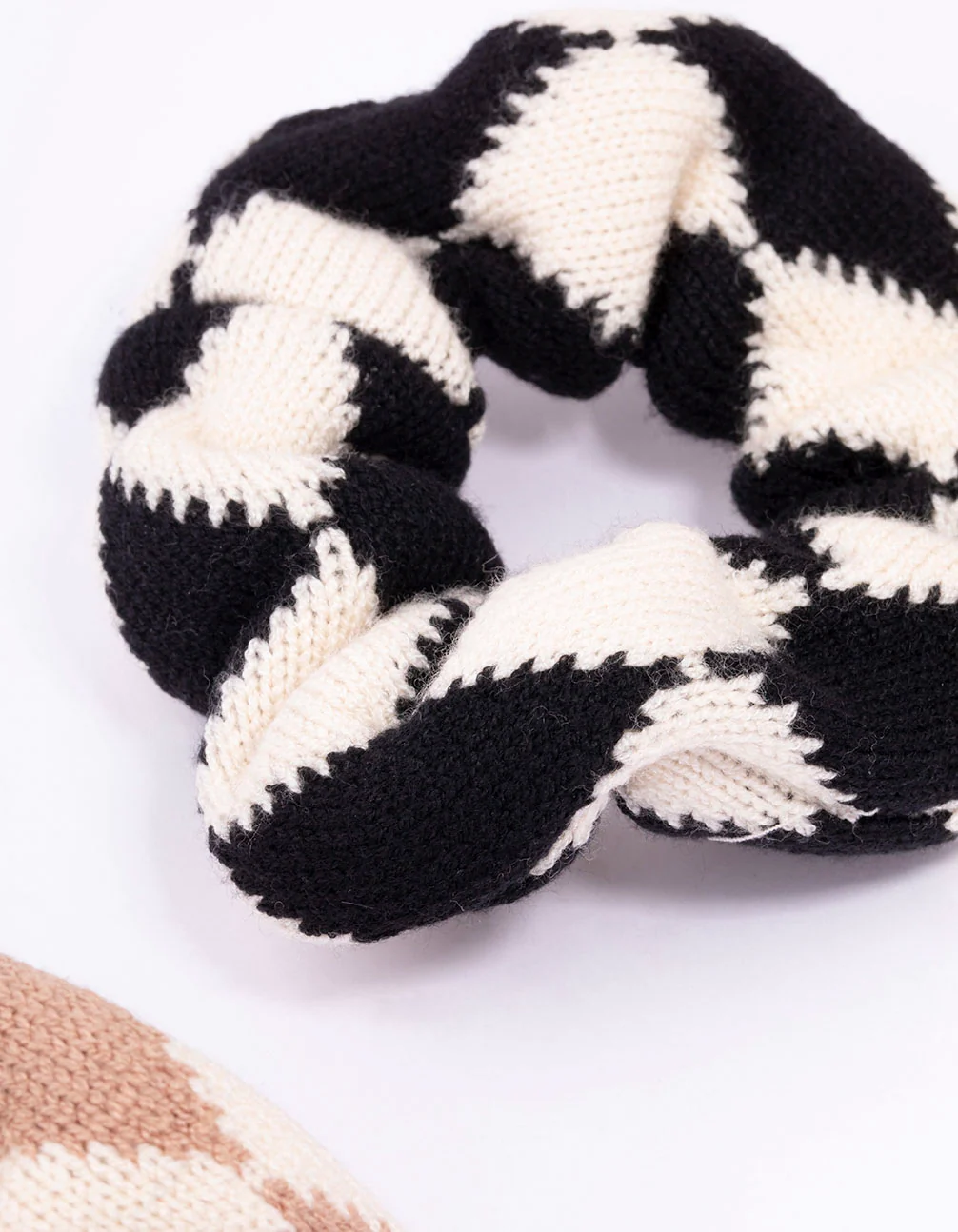 Fabric Knotted Checkered Hair Scrunchie Pack - Image 3