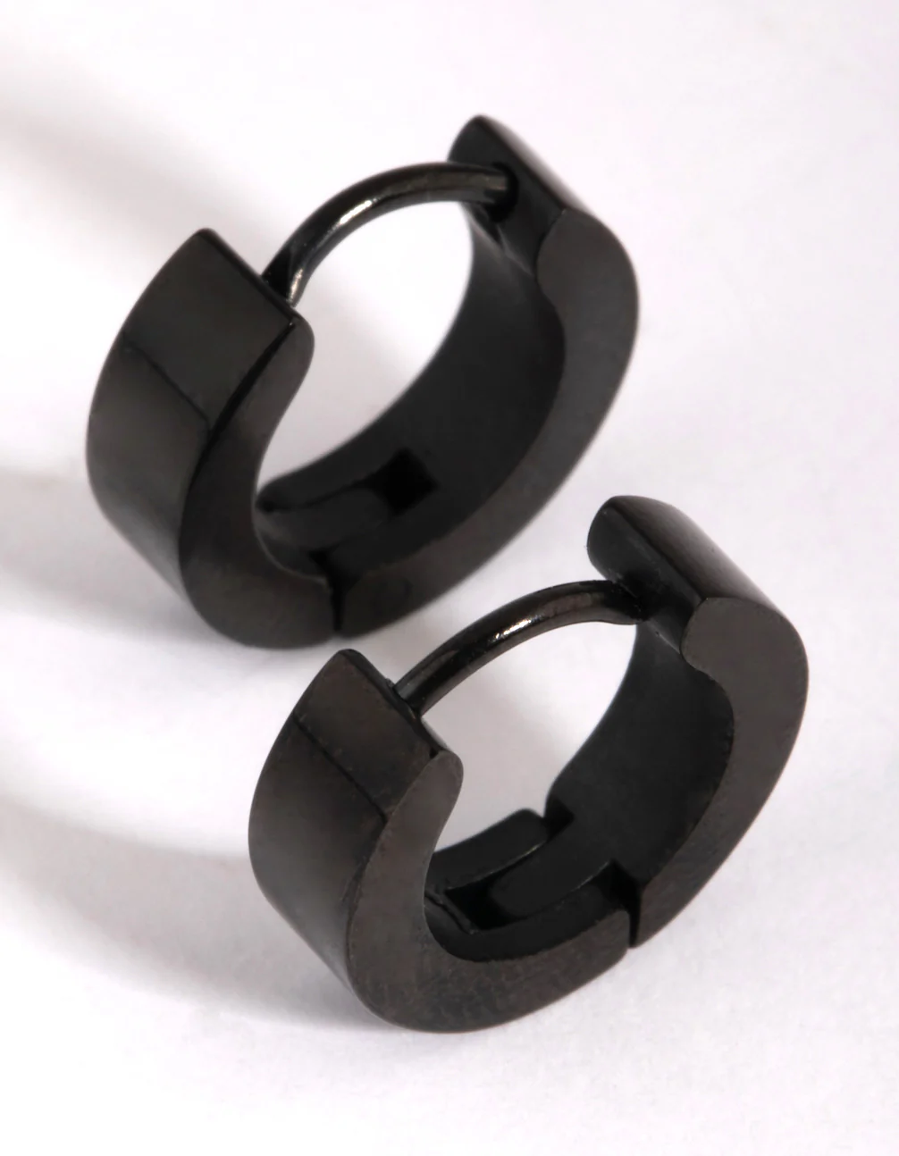 Matte Black Wide Huggie Earrings - Image 2