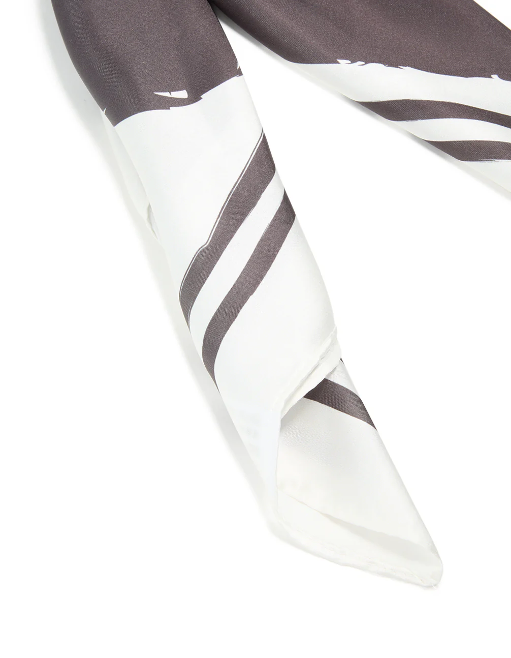 Monochrome Half Circle Fabric Scarf - Image 3