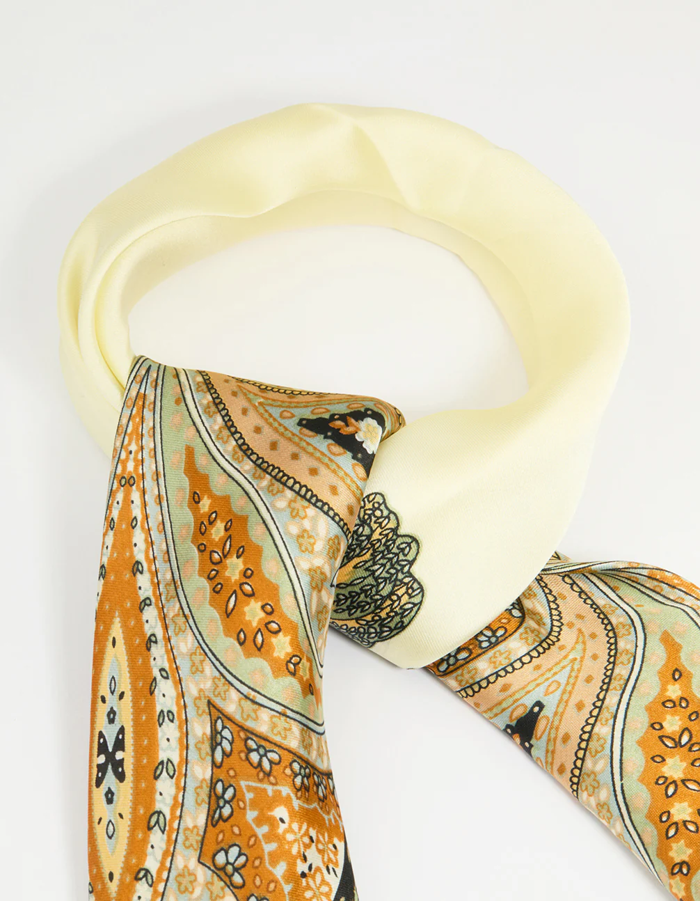 Paisley Western Fabric Scarf - Image 2