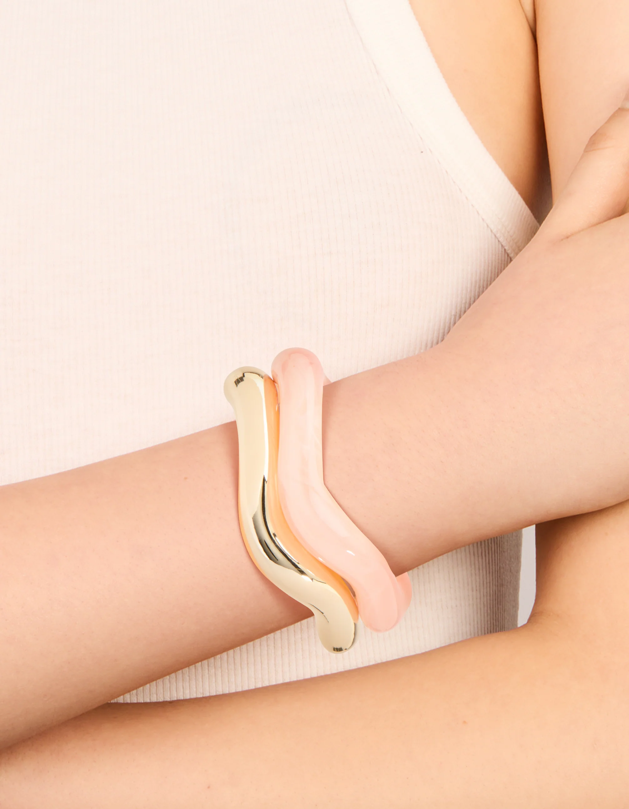 Pink & Gold Wavy Wrist Cuffs 2-Pack - Image 2