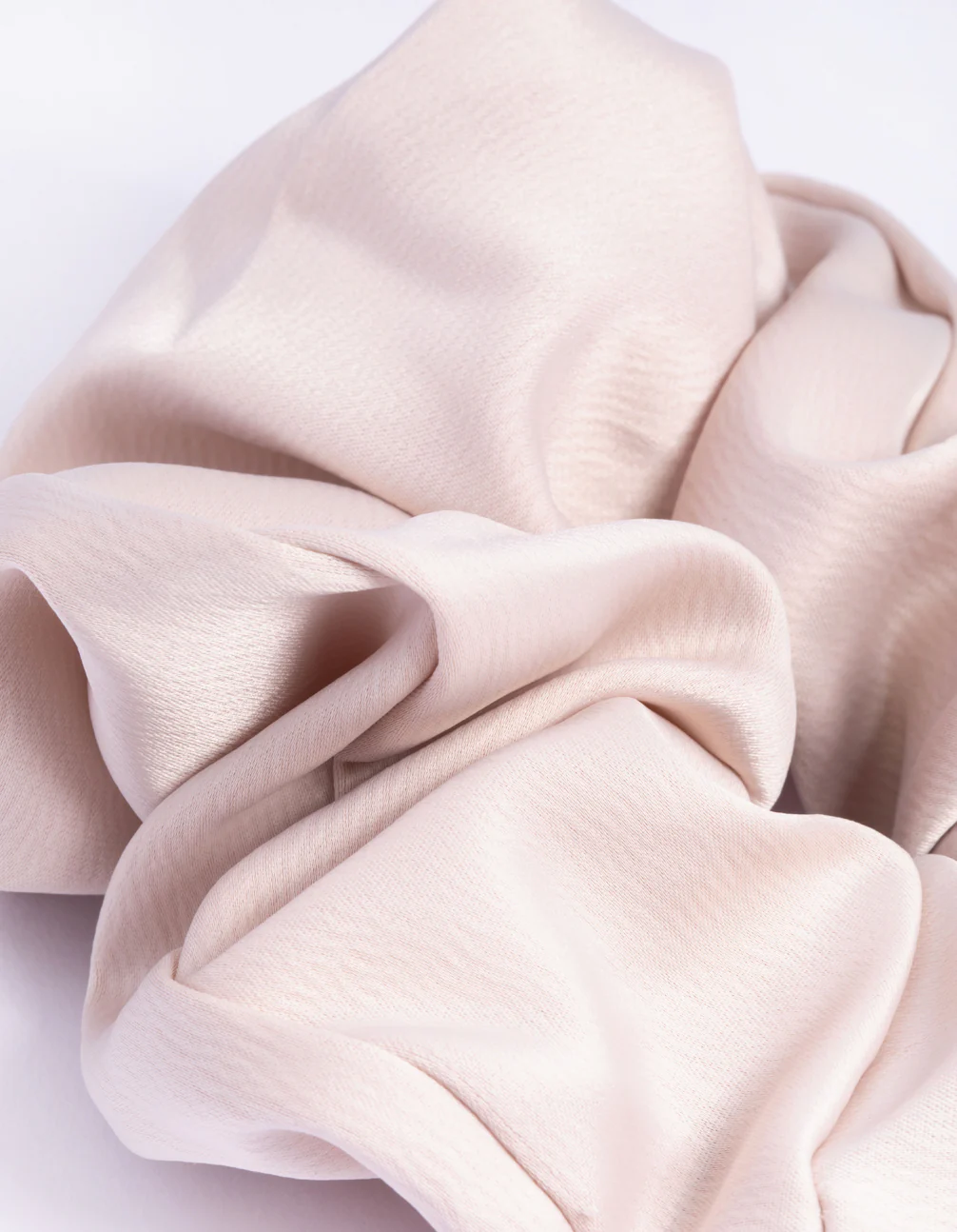 Large Beige Scrunchie - Image 4