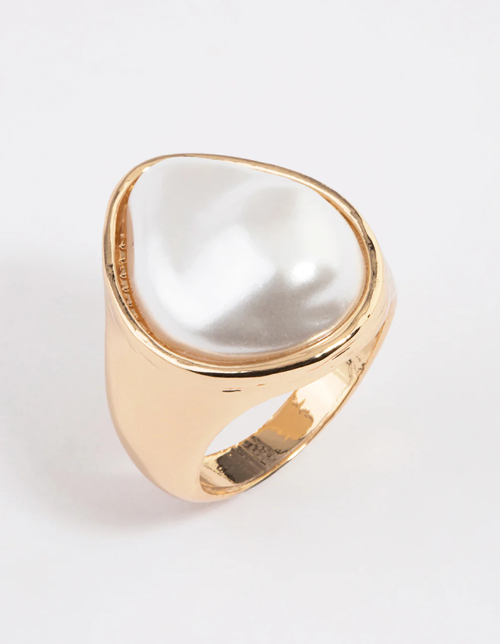Gold Irregular Pearl Ring - Image 2