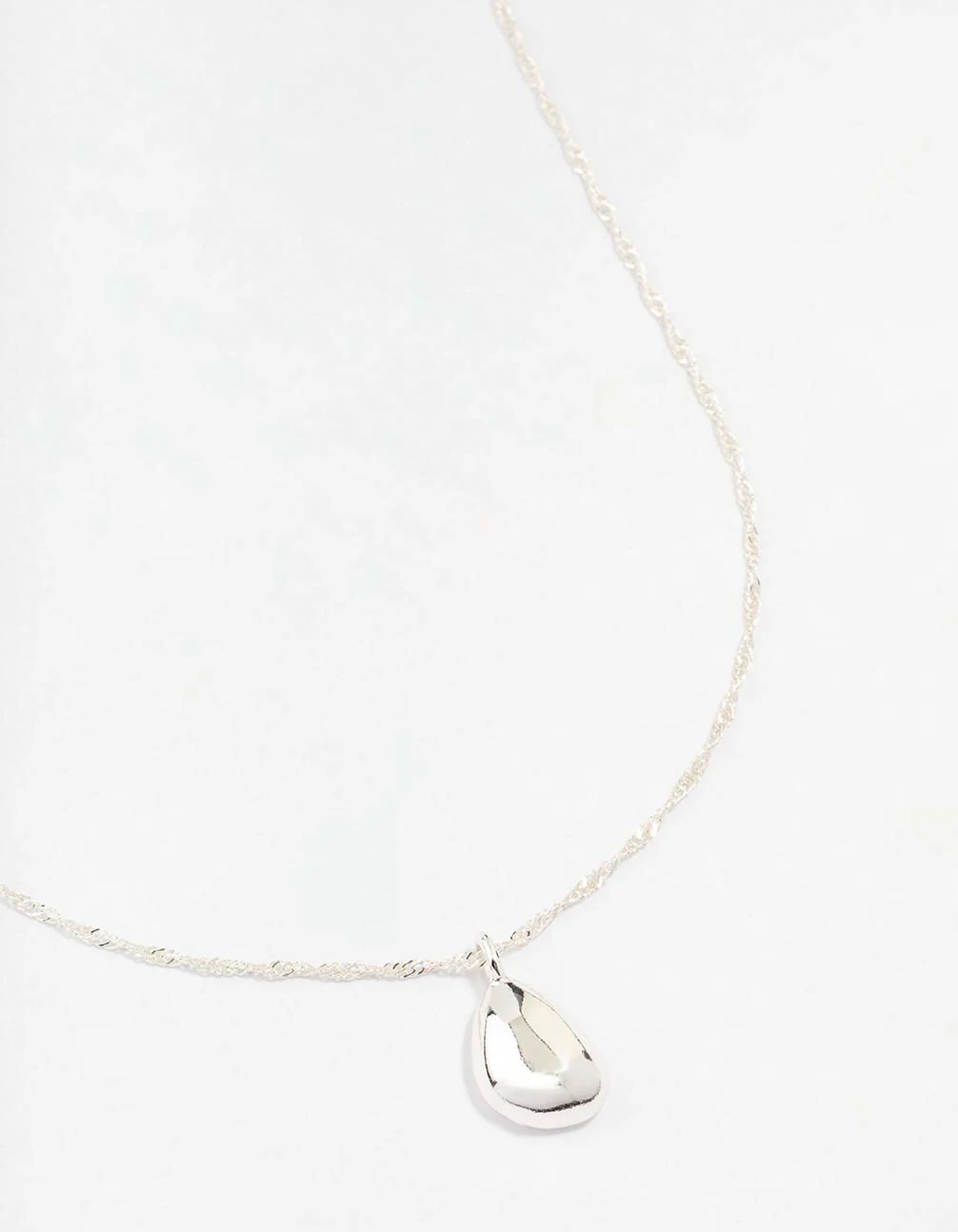 Silver Plated Dainty Drop Twist Necklace