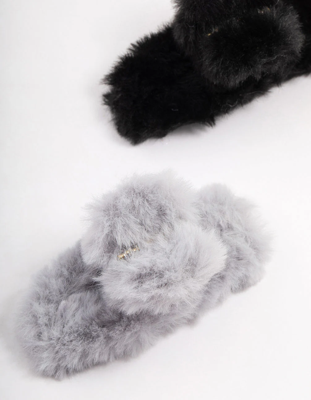 Small Black Faux Fur Fabric Claw Clips 2-Pack - Image 3