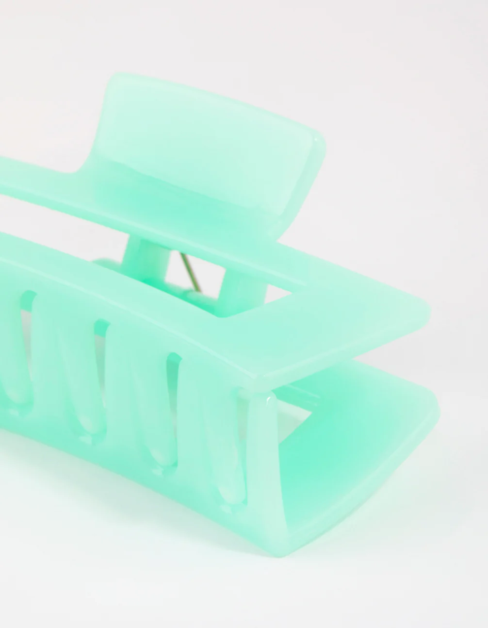 Rectangular Turquoise Acrylic Claw - Image 3