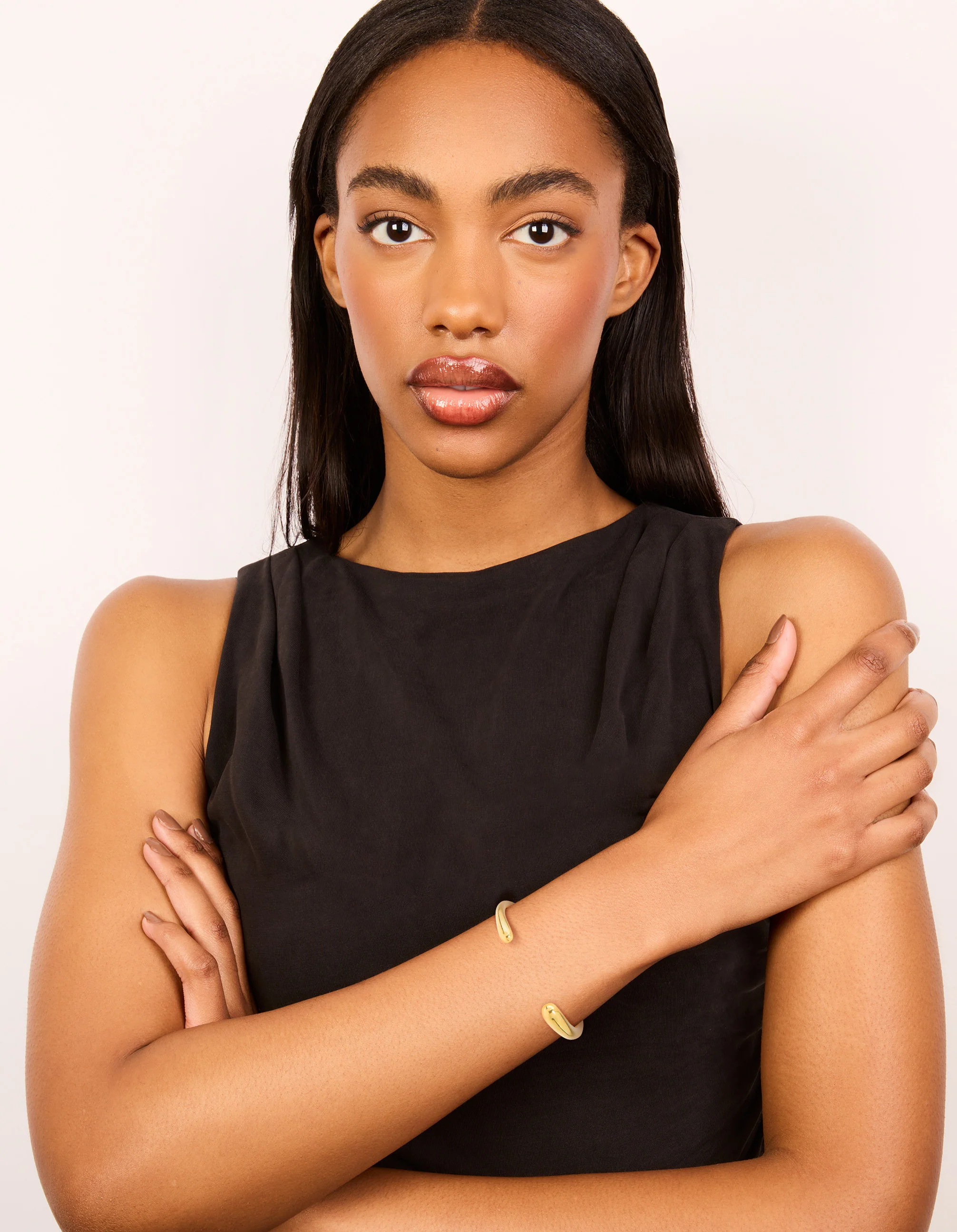 Waterproof Gold Plated Stainless Steel Irregular Ends Bangle - Image 3