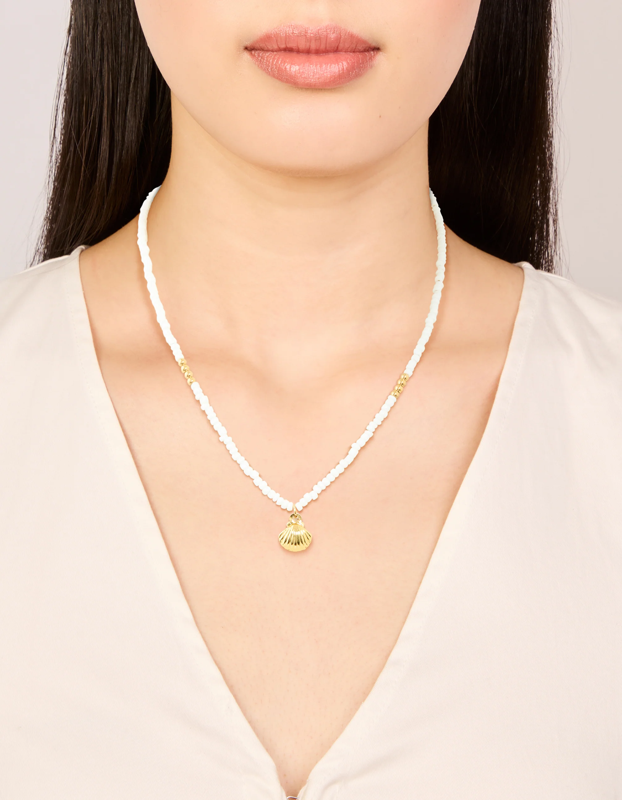 Waterproof Gold Plated Stainless Steel & White Beaded Shell Pendant Necklace - Image 2