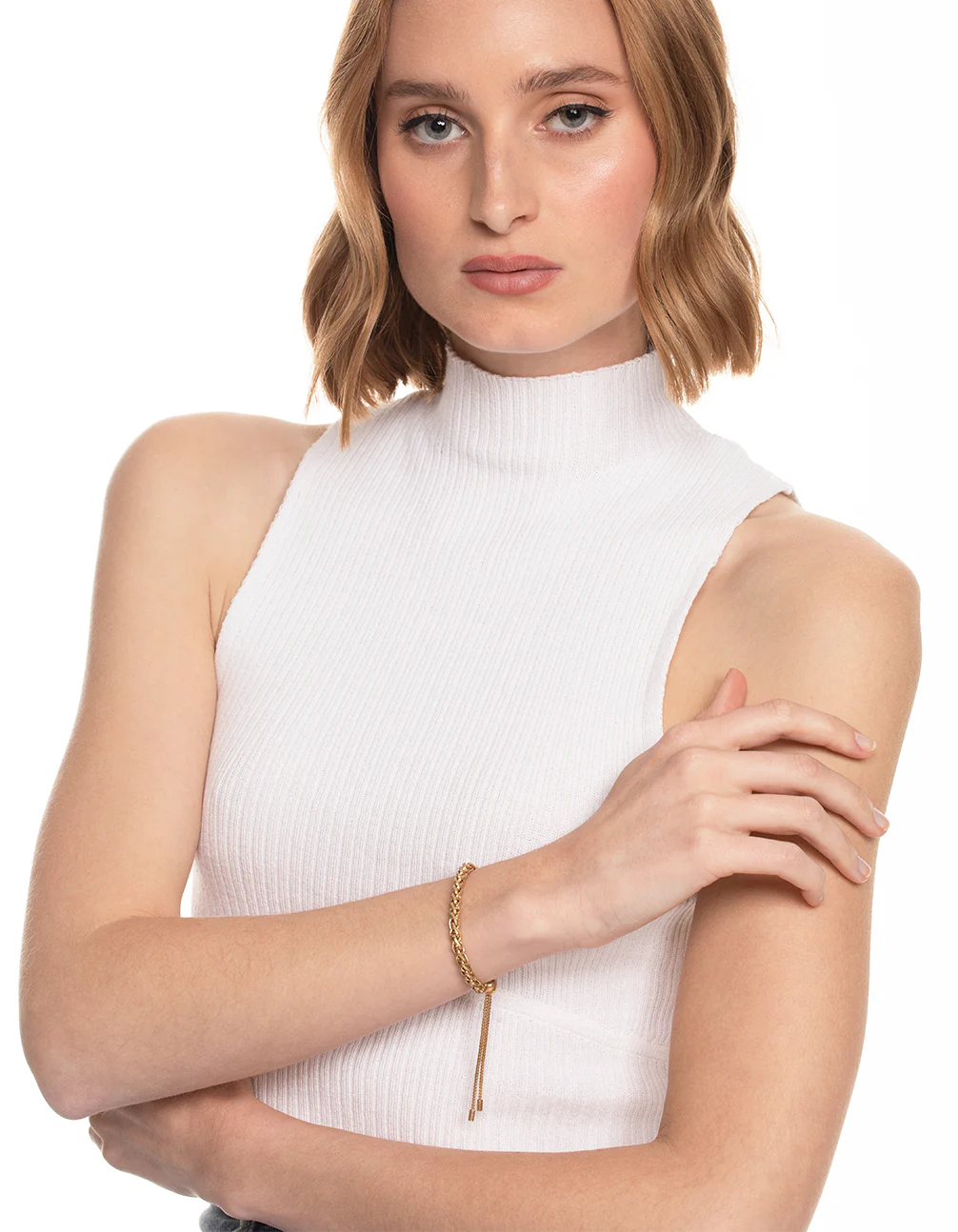 Worn Gold Round Twist Chain Toggle Bracelet - Image 3